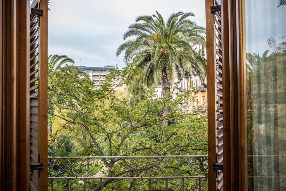 לינה וארוחת בוקר קלטניסטה Palazzo Cosentino מראה חיצוני תמונה